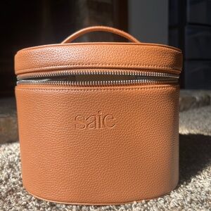SAIE limited edited travel makeup bag. Brand new. Sold out on website